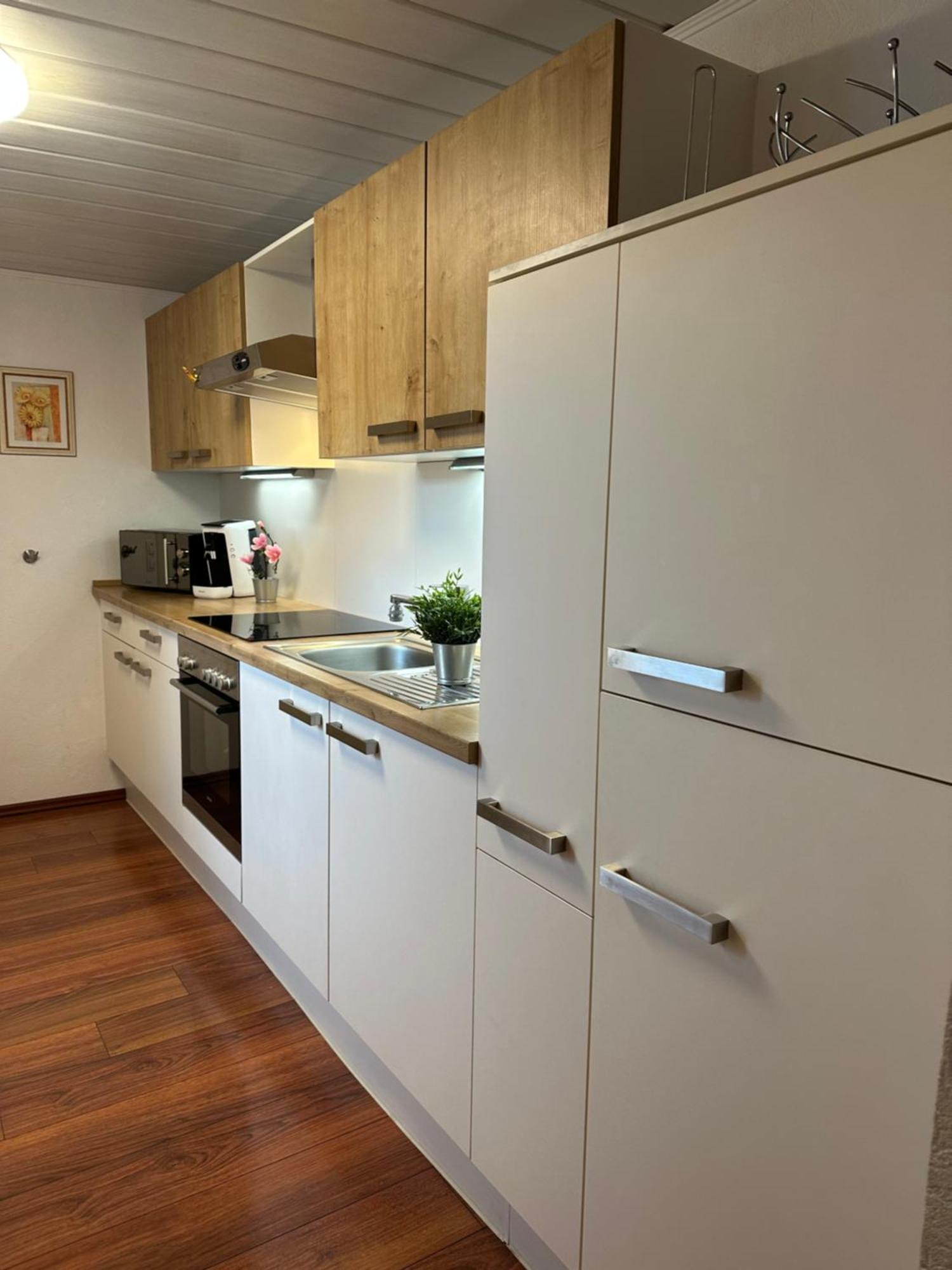 T&T Ferienwohnung Rheinbrohl Eksteriør bilde